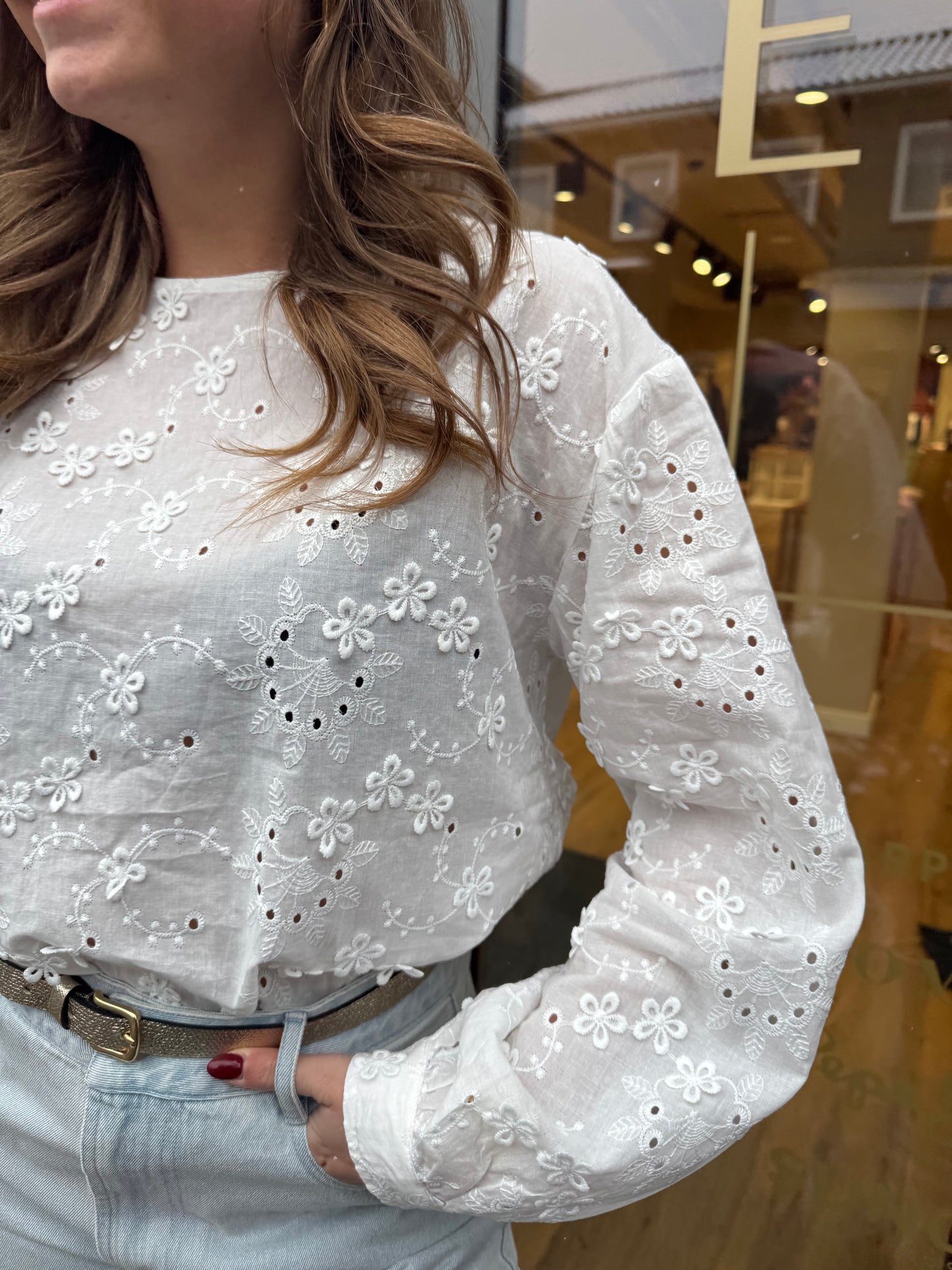Broderie blouse wit