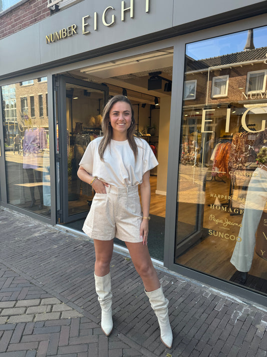 Ambia short