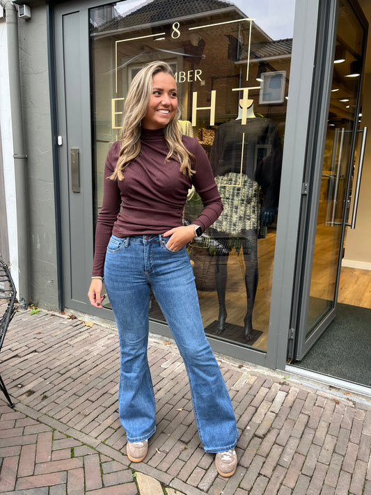 Zoë Flared jeans