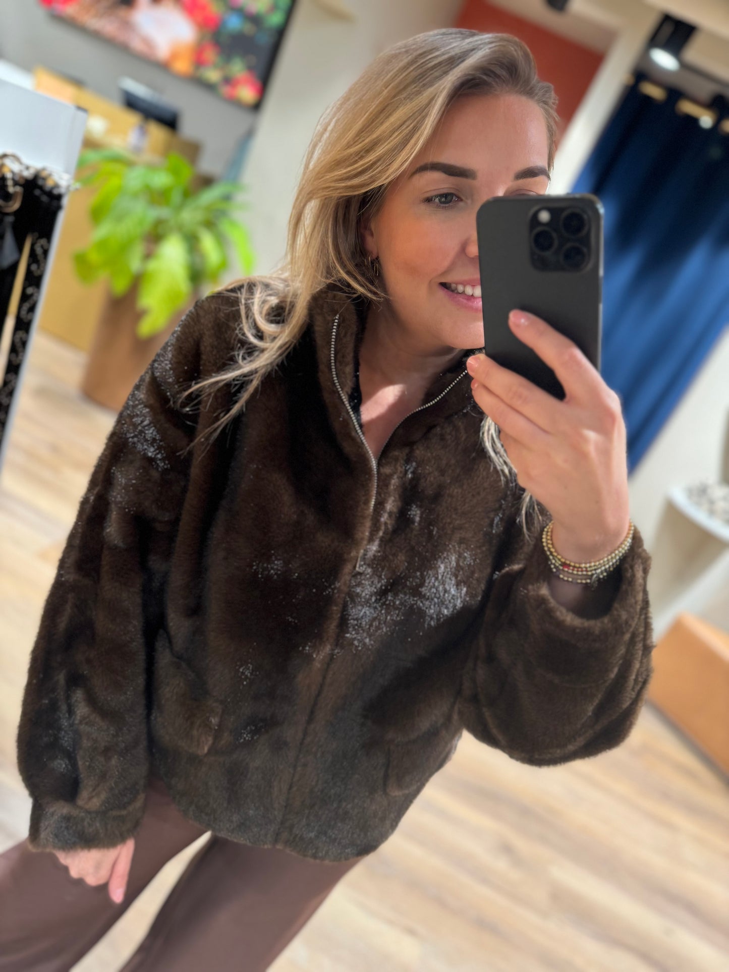 Faux fur jacket brown