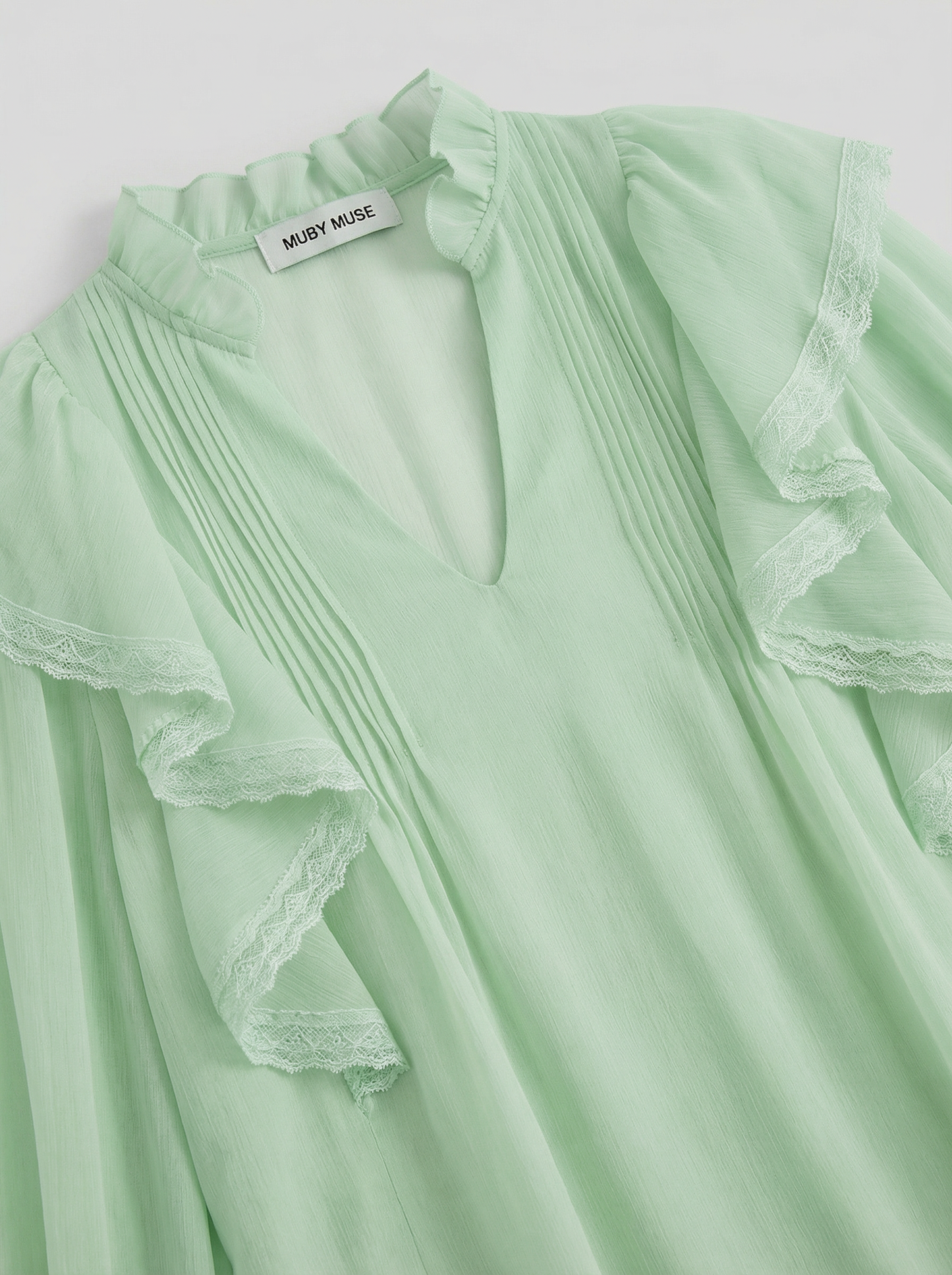 Blouse ruffle mint green