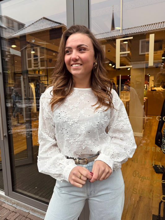 Broderie blouse wit