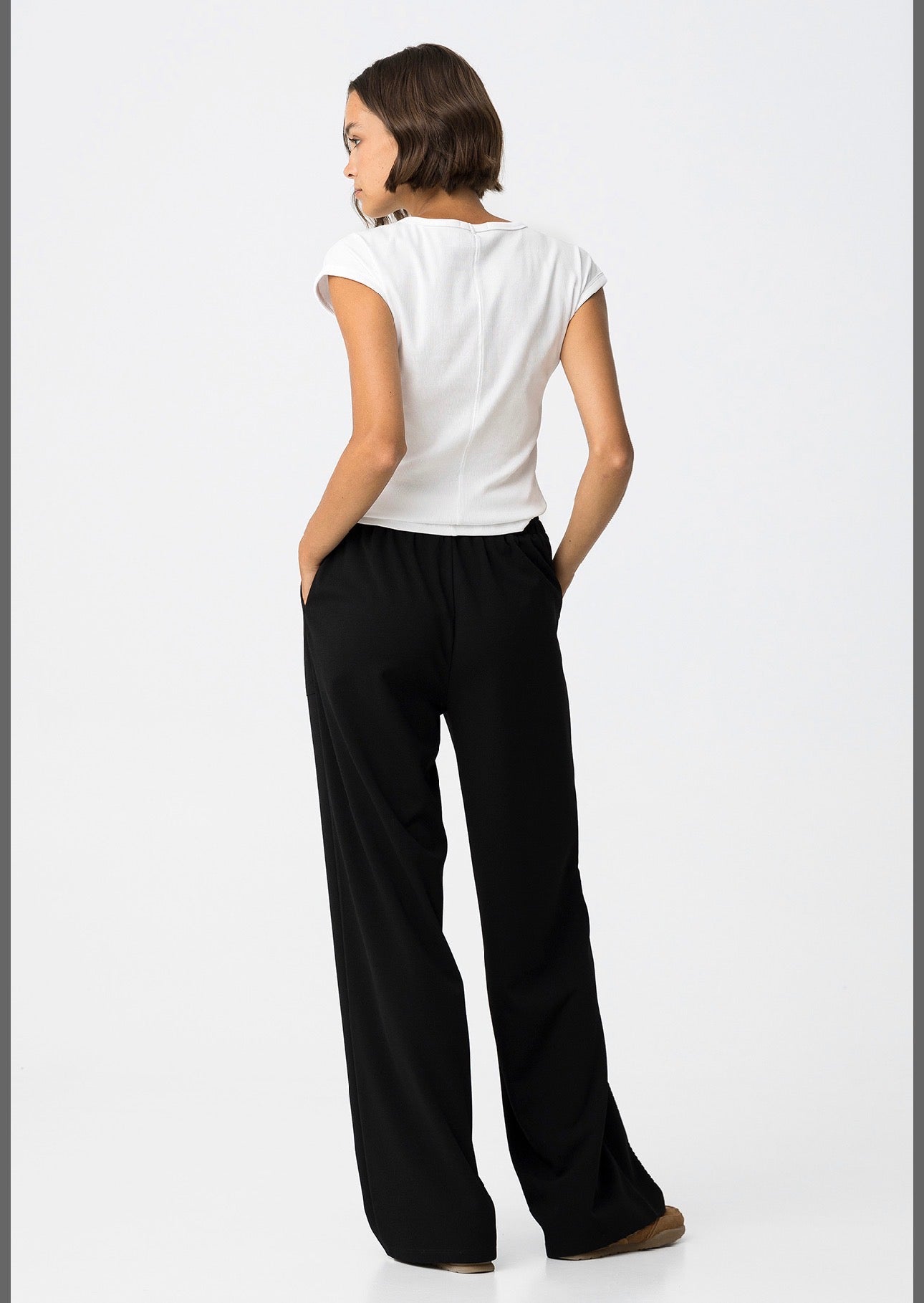 Zwarte pantalon strik