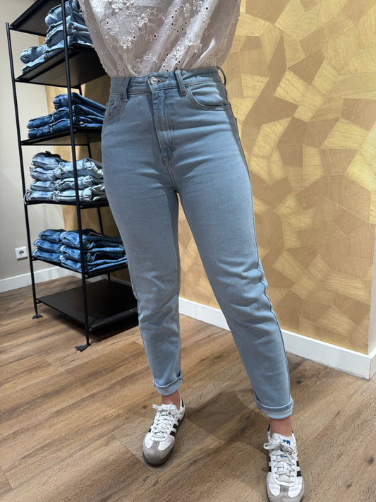 Jeans mom fit stretch